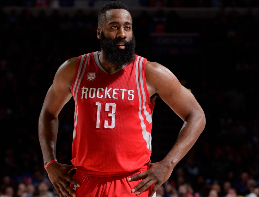 爱游戏体育平台包含NBA常规赛赛程吃紧;费耶诺德今夜更衣室发声;管理层满意;控场能力受关注的词条